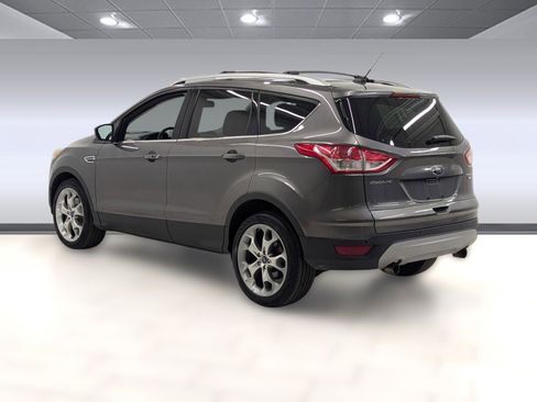 Used 2013 Ford Escape Titanium w/ Parking Technology Pkg image 2