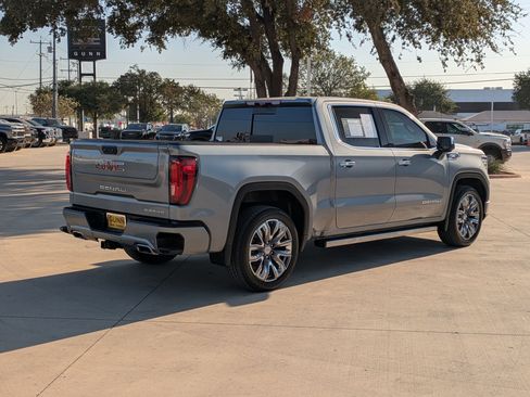 Used 2024 GMC Sierra 1500 Denali image 3