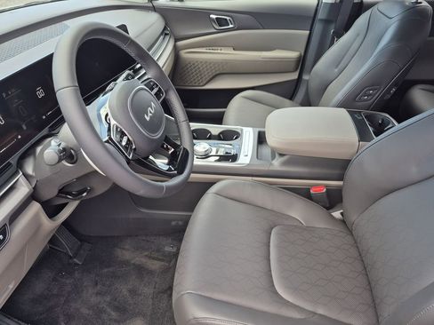 New 2026 Kia Carnival SX FWD image 10