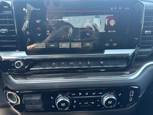 New 2026 GMC Sierra 1500 Elevation image 19