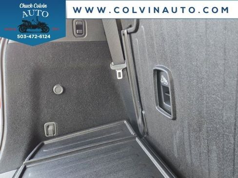 New 2025 Nissan Pathfinder Platinum w/ Black Appearance Package image 17