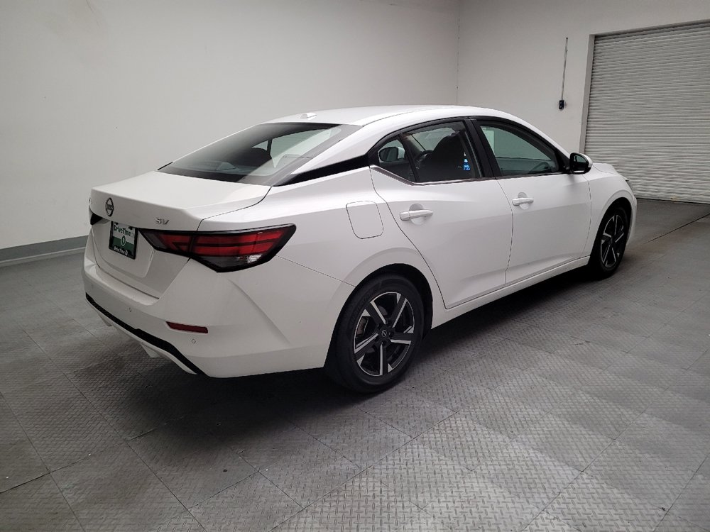 Used 2024 Nissan Sentra SV FWD image 9
