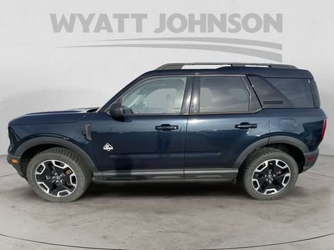 Used 2021 Ford Bronco Sport Outer Banks w/ Outer Banks Package image 4