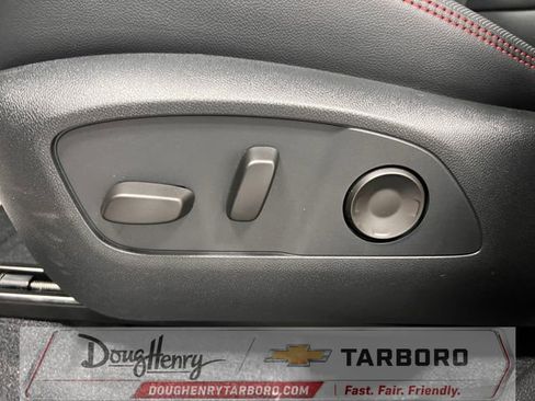 New 2026 Chevrolet Traverse RS w/ LPO, Floor Liner Package FWD image 30