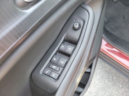 Used 2024 Jeep Grand Cherokee L Altitude image 16