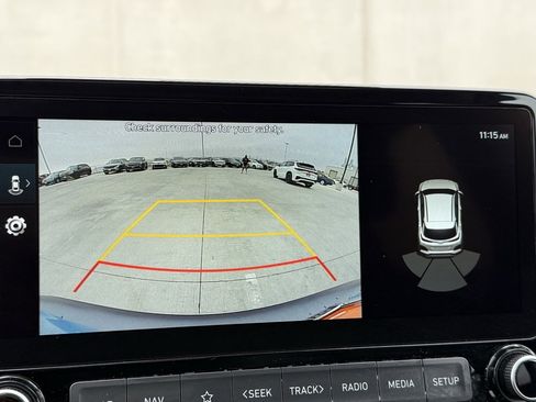 Used 2022 Hyundai Kona Limited image 9