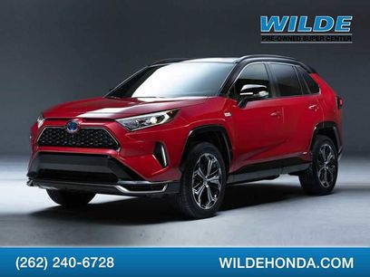 Used 2022 Toyota RAV4 SE w/ Weather & Moonroof Package