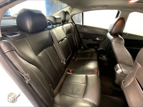 Used 2011 Chevrolet Cruze LTZ FWD image 35