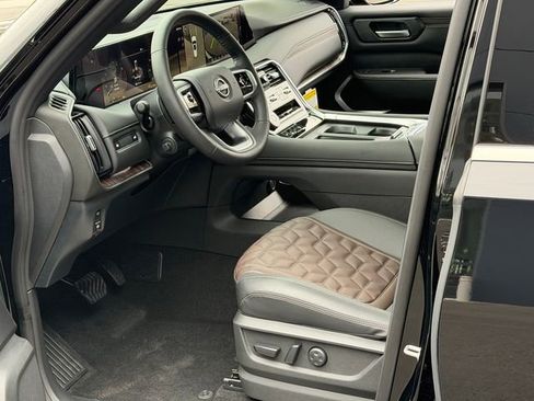 New 2026 Nissan Armada Platinum AWD/4WD image 11