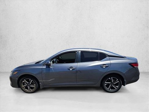 Used 2024 Nissan Sentra SV FWD image 8