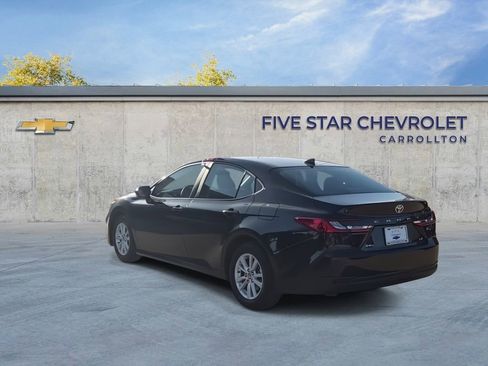 Used 2025 Toyota Camry LE FWD image 7