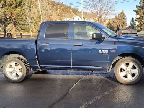 Used 2023 RAM 1500 Classic SLT image 2