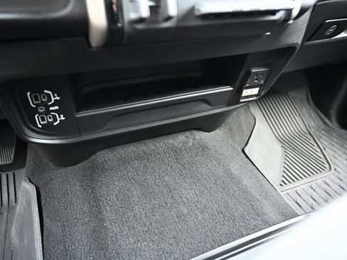 Used 2023 RAM 2500 Laramie image 18