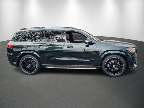 Used 2025 Mercedes-Benz GLS 450 4MATIC image 8