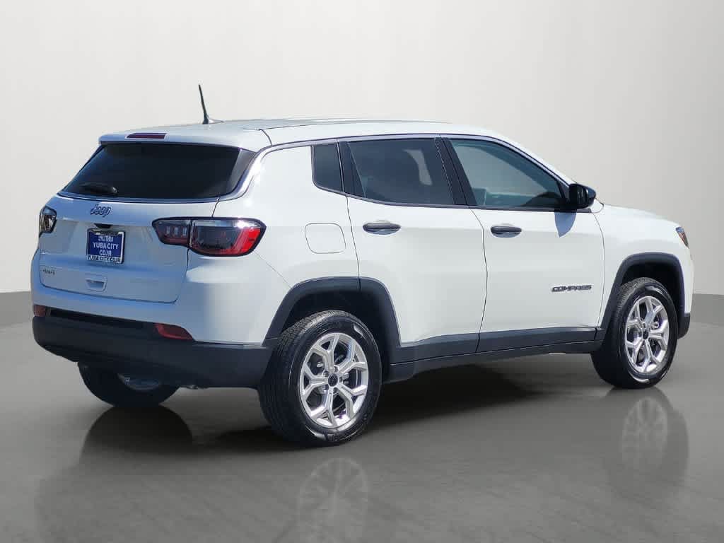 Used 2025 Jeep Compass Sport AWD/4WD image 6