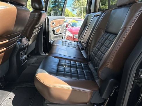 Used 2017 Nissan Titan Platinum Reserve AWD/4WD image 46
