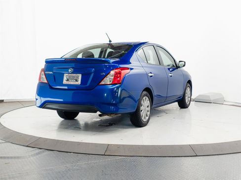 Used 2017 Nissan Versa SV FWD image 10