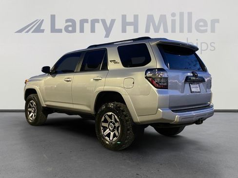 Used 2021 Toyota 4Runner TRD Off-Road Premium w/ Moonroof Package AWD/4WD image 3