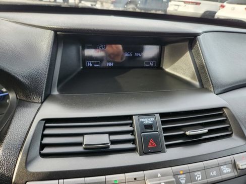 Used 2012 Honda Crosstour EX-L image 7