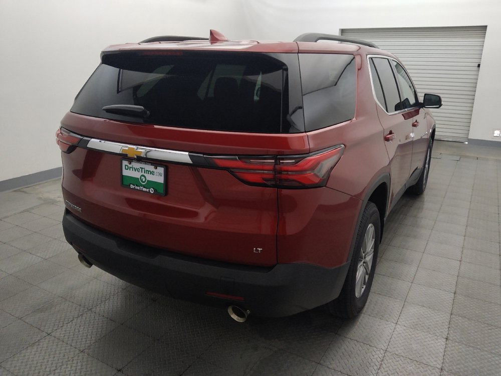 Used 2023 Chevrolet Traverse LT FWD image 7