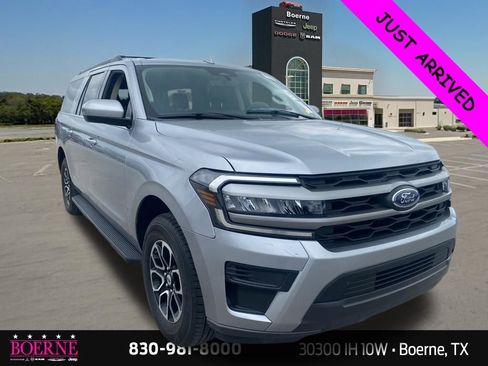 Used 2024 Ford Expedition Max XLT AWD/4WD image 6