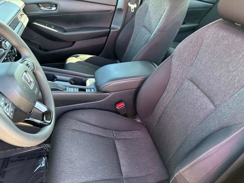 Certified 2023 Honda Accord LX image 19