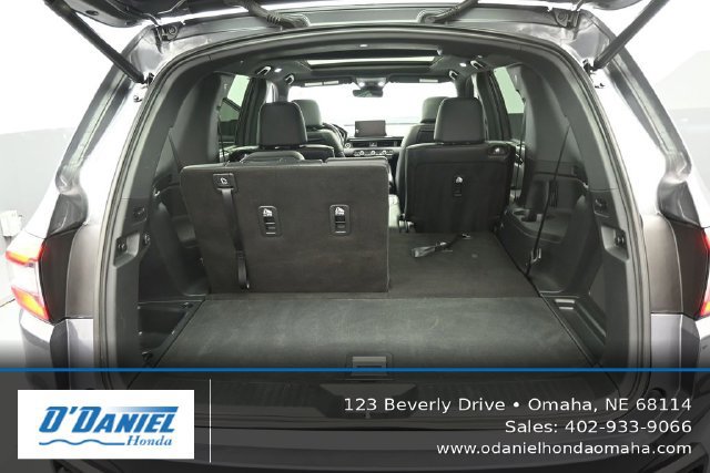 Used 2025 Honda Pilot Black Edition image 39