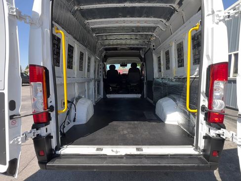 Used 2023 RAM ProMaster 3500 w/ Driver Convenience Group FWD image 13