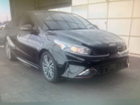 Used 2024 Kia Forte GT-Line w/ GT-Line Premium Package image 3