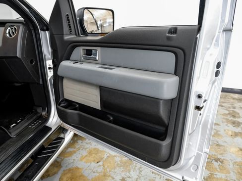 Used 2011 Ford F150 XLT w/ XLT Convenience Pkg image 39