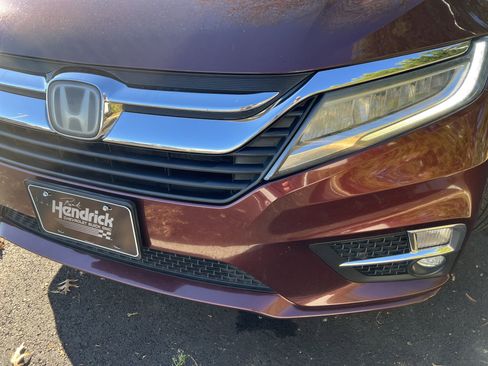 Used 2019 Honda Odyssey Elite image 6