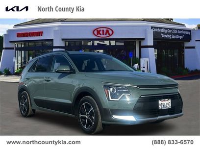 Certified 2025 Kia Niro EX