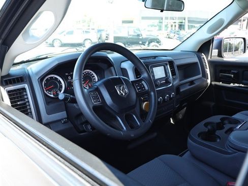 Used 2020 RAM 1500 Express w/ Express Value Package AWD/4WD image 23