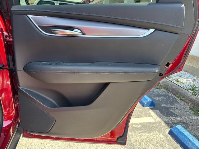 Used 2023 Cadillac XT5 Luxury w/ LPO, Floor Liner Package FWD image 52