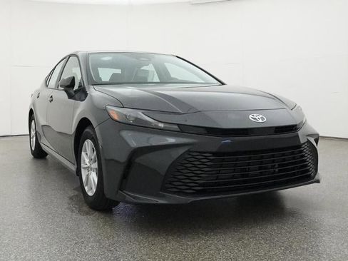 New 2026 Toyota Camry LE FWD image 30