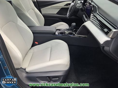 Used 2026 Toyota Camry XLE w/ Premium Plus Package FWD image 18