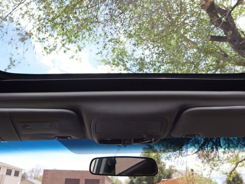 Used 2010 Subaru Forester 2.5X Premium image 28