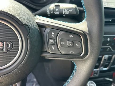 Used 2024 Jeep Wrangler Unlimited Rubicon 4xe AWD/4WD image 8