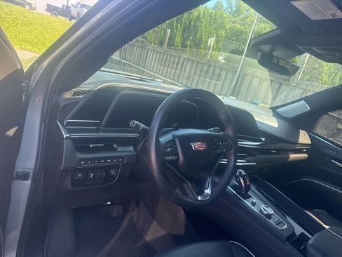 Used 2024 Cadillac Escalade Sport w/ LPO, ONYX Package AWD/4WD image 18