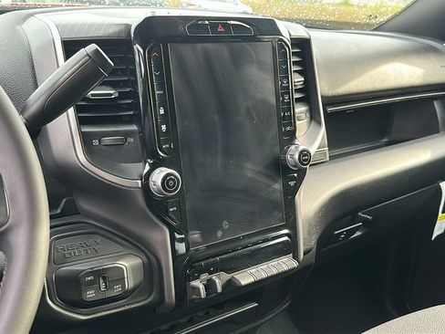 Used 2026 RAM 2500 Big Horn AWD/4WD image 9