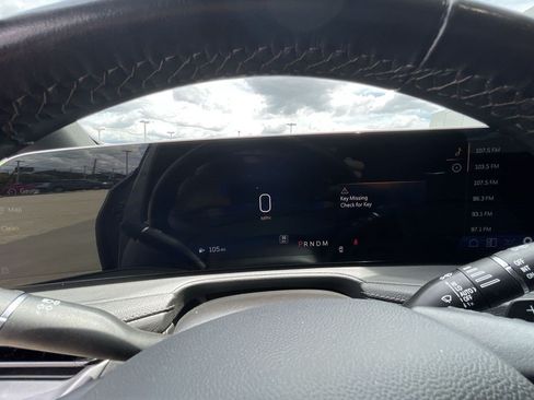 Certified 2025 Cadillac XT4 Premium Luxury FWD image 9