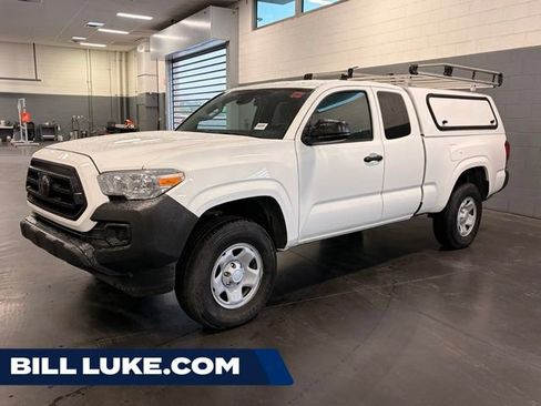 Used 2023 Toyota Tacoma SR RWD image 1