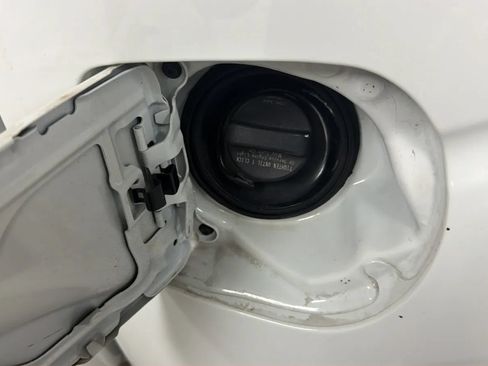 Used 2019 Nissan Frontier SV RWD image 30