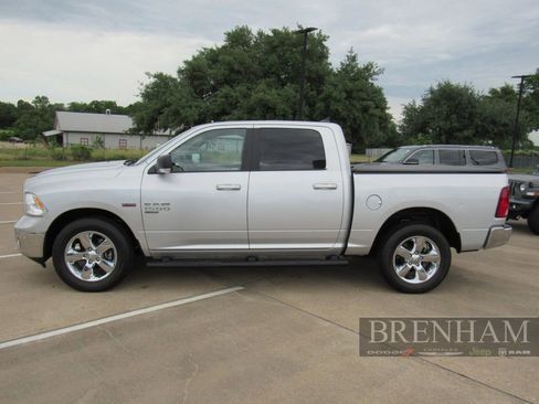 Used 2019 RAM 1500 Lone Star AWD/4WD image 2