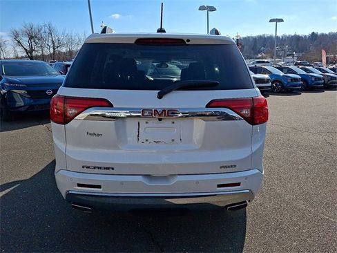 Used 2018 GMC Acadia Denali w/ Technology Package image 5