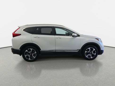 Used 2018 Honda CR-V Touring image 4