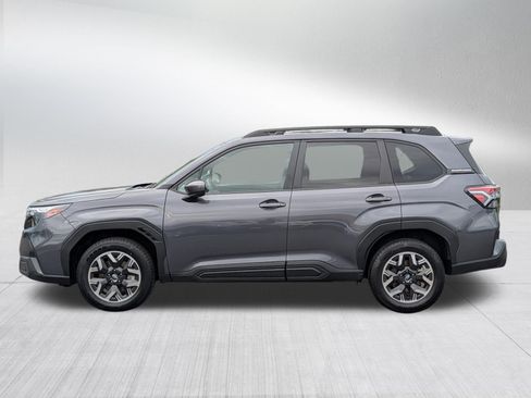 Certified 2025 Subaru Forester Premium AWD/4WD image 4