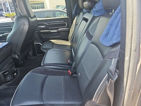 Used 2019 RAM 2500 Laramie AWD/4WD image 2