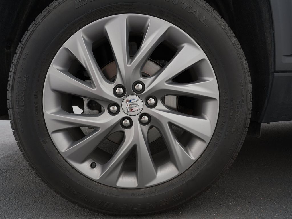 Certified 2026 Buick Enclave Preferred AWD/4WD image 32