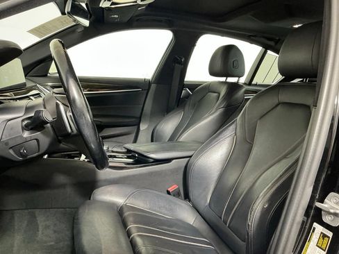 Used 2018 BMW 540i RWD image 22